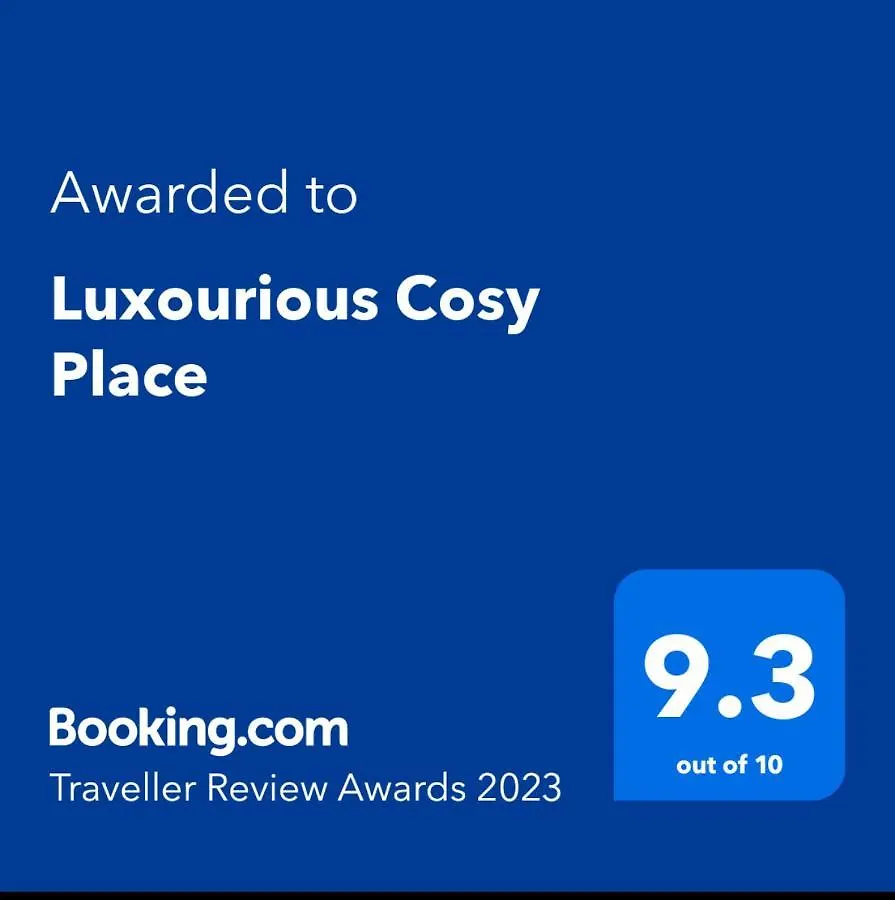 Luxourious Cosy Place contacts